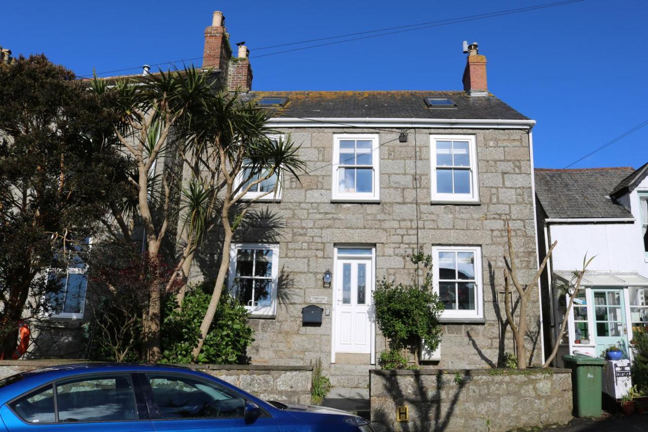 Large Cottage, 3 Beds All En-Suite, Small Village Location Overlooking Mousehole Penzance Luaran gambar