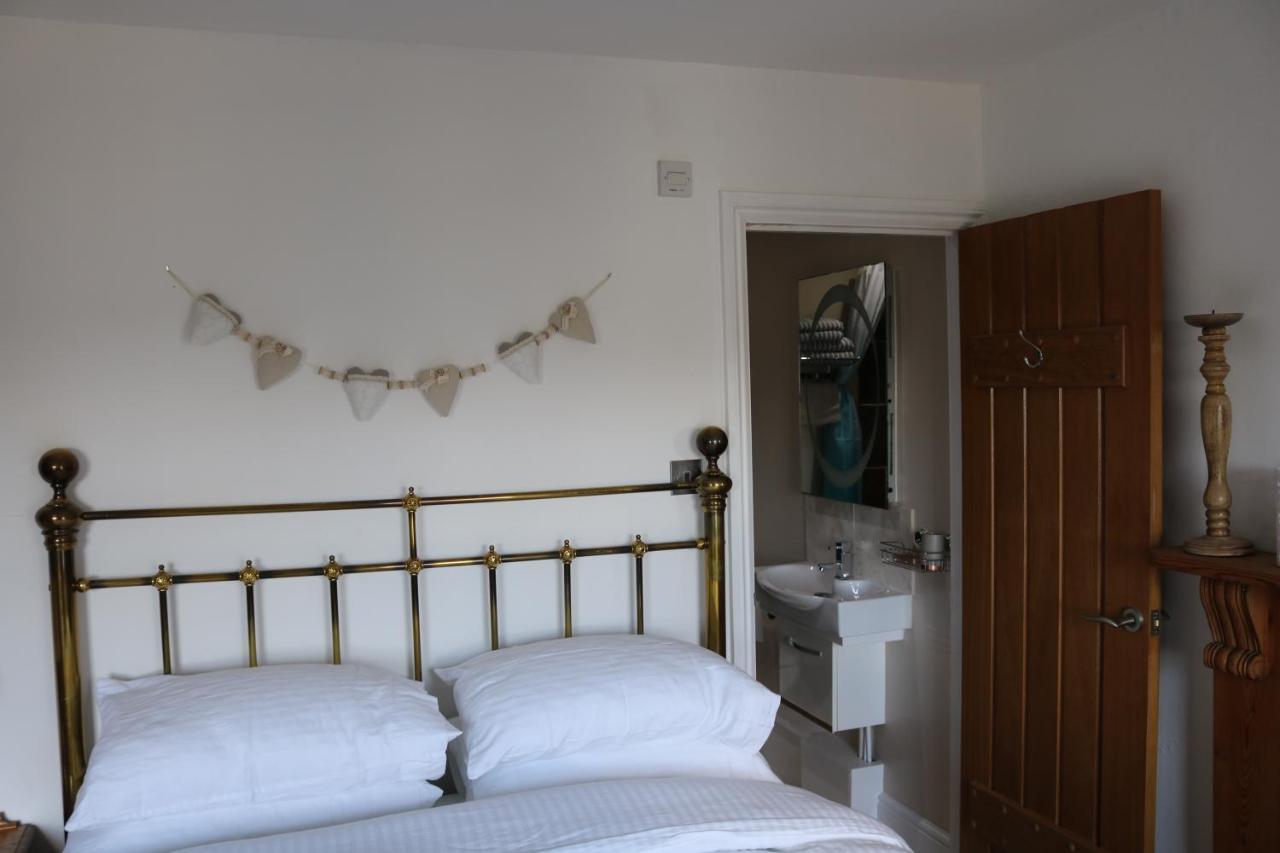 Large Cottage, 3 Beds All En-Suite, Small Village Location Overlooking Mousehole Penzance Luaran gambar