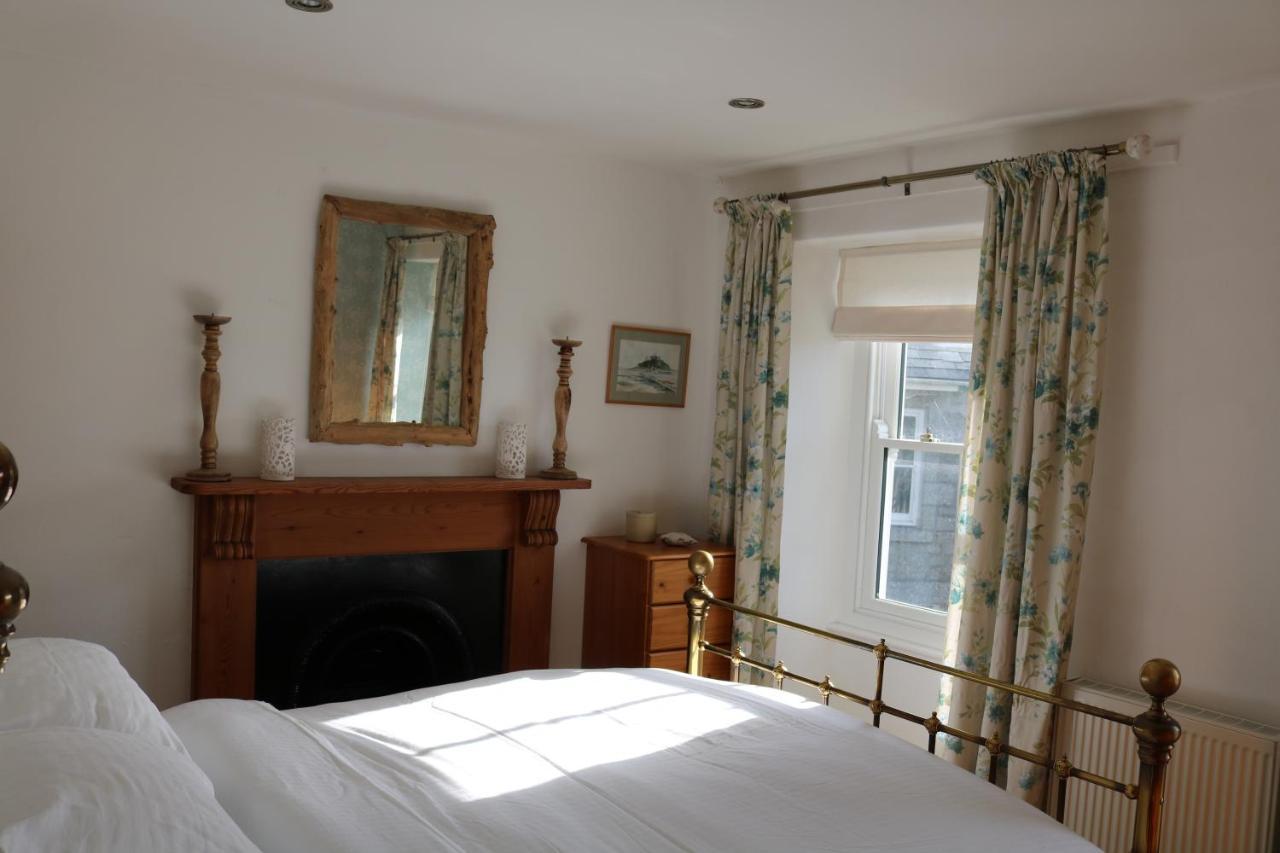 Large Cottage, 3 Beds All En-Suite, Small Village Location Overlooking Mousehole Penzance Luaran gambar